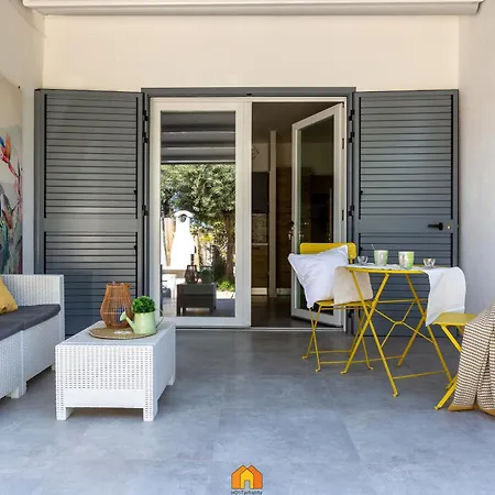 Almar House Holiday home