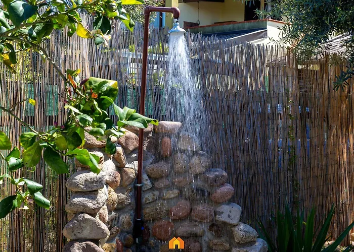 Almar House Quartu SantʼElena
